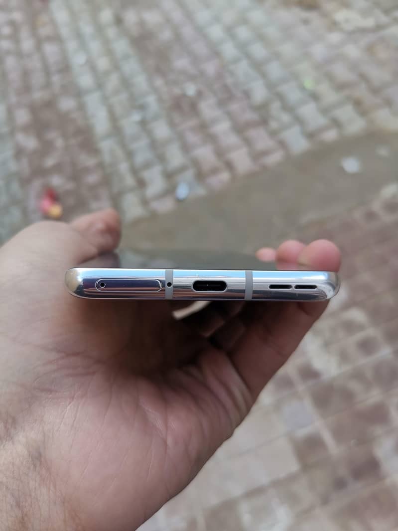 oneplus 8 5