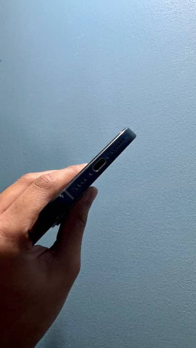 15 Pro Max JV 256 GB