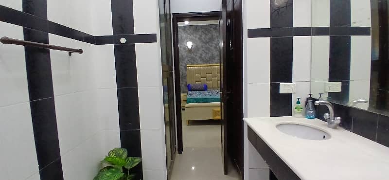 5 Marla Well Maintained Owner Builde House For Sale In Phase 3, Block ...
