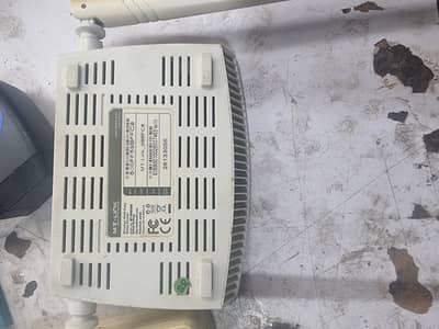 TP LINK router & ONU device