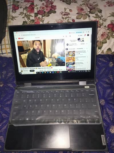 Lenovo laptop all okay 9/10 jarneshan WhatsApp number 03137071950