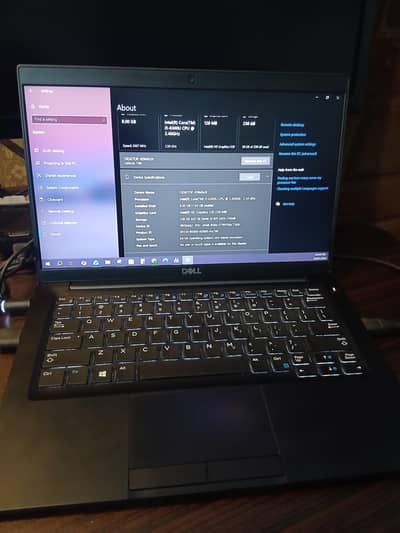 Dell latitude 7380 core i5 6300 6 Gen , 8gb ram 256 ssd