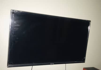 TCL 43 INCH LED TV