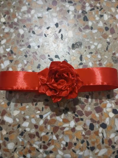 I am selling ribbon gajra .