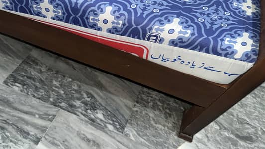 Excellent Condition Queen bed with mattress sales mobile 03435937701