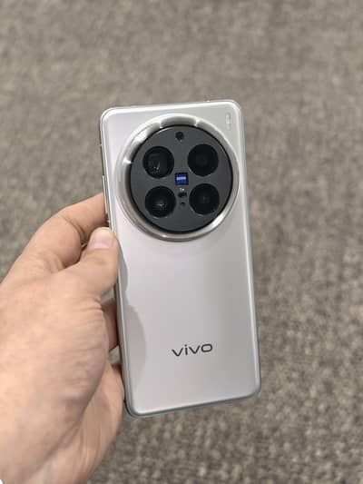 Vivo X200 Pro | PTA Approved | Full Box | 10/10