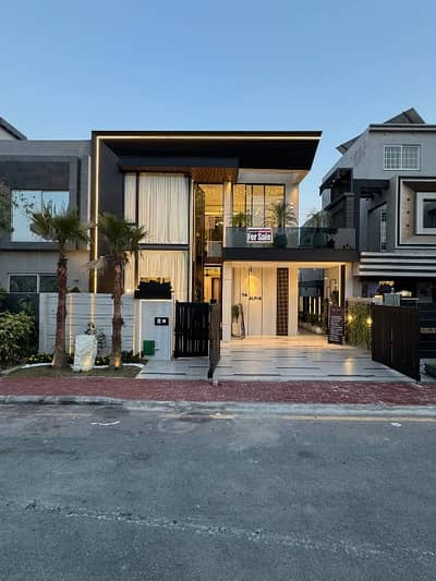 Luxury Top City 10 Marla House For Sale