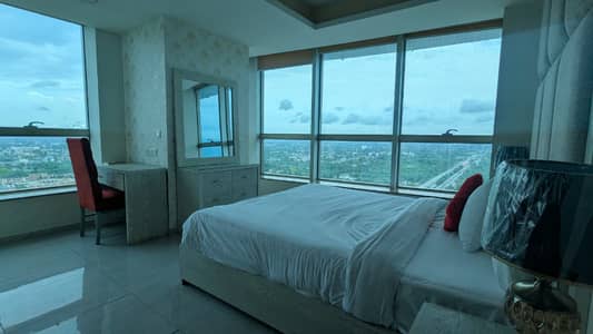 Centrous Mall 1BHK Luxury Farninsh apartment