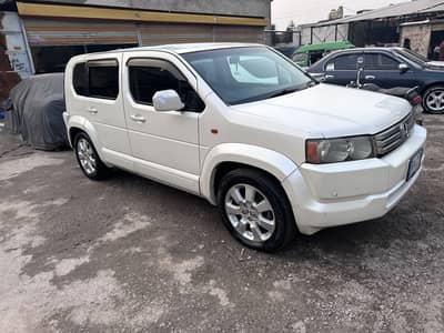 Single owner honda cross road in mint condition