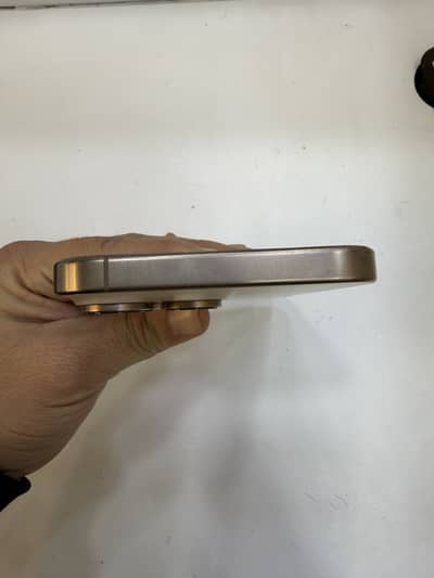 iphone 16 pro max factory unlock