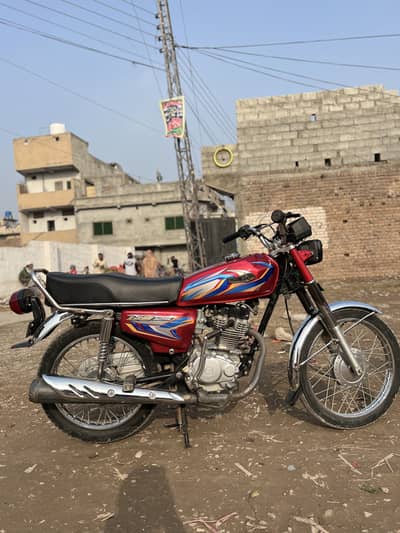 United US 125 / euro 2 / 2022 model / First owner