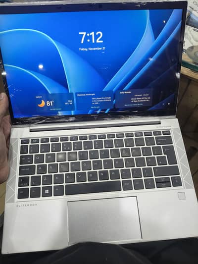 hp EliteBook 830 G8 i7 11th gen 16/512