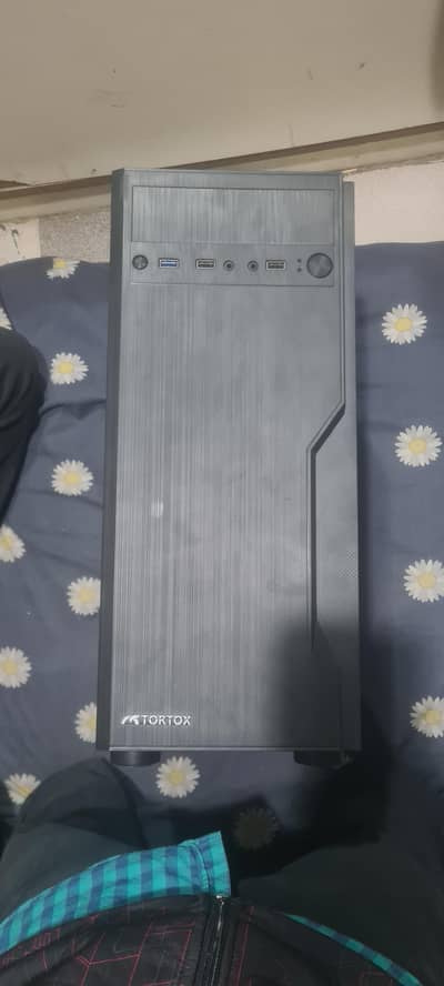 Gaming PC - Core i7 4790 - 16GB RAM - 128GB SSD - Tortox Case