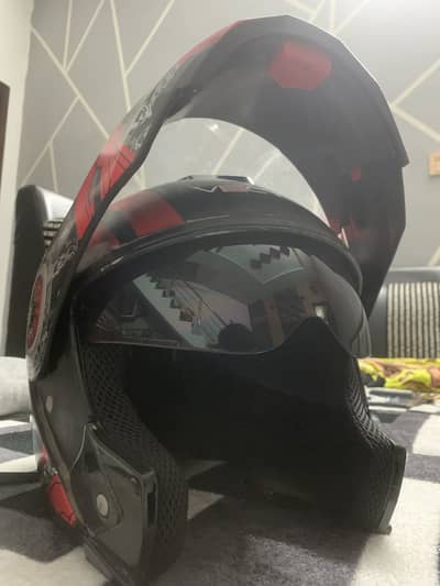 Vector flip up helmet