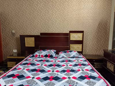 Double bed / bed set / wooden bed / bed / Furniture / king size bed