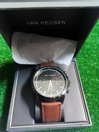watch Van Heusen (united kingdom)