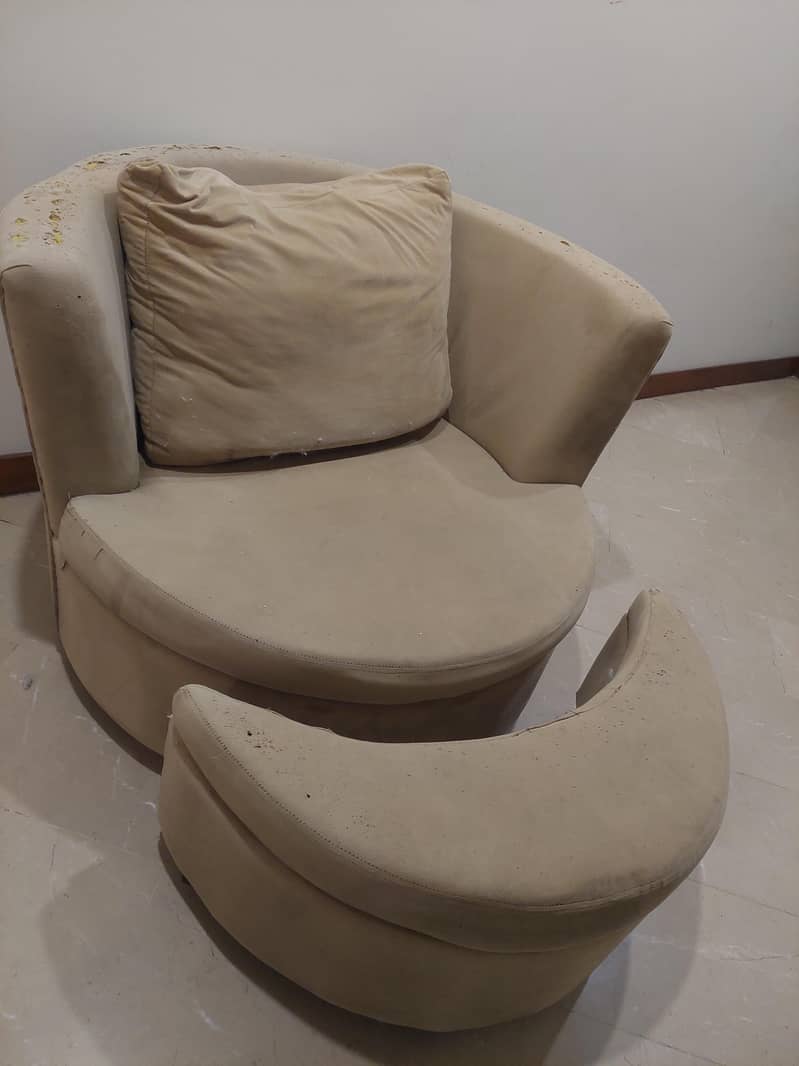 Used Single Sofa 1
