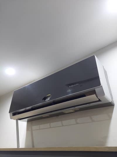1.5 Ton Electrolux AC