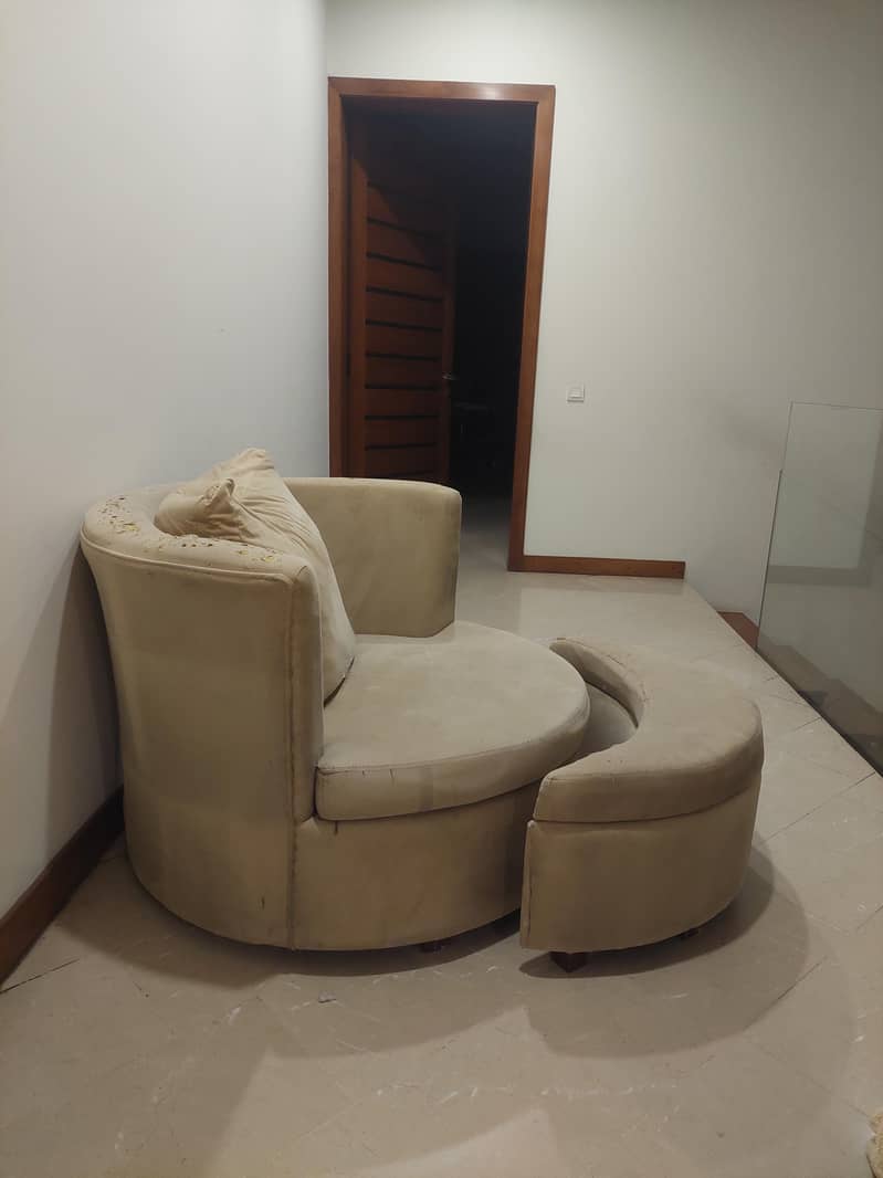Used Single Sofa 3