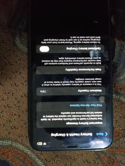 I phone 11 pro max  jv 256 gb battery service Sara din chalta ha