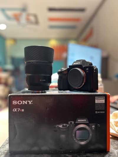 Sony A7 Riii