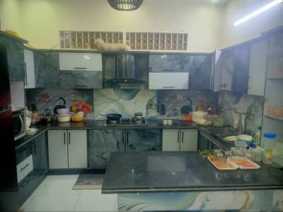 HOUSE FOR SALE CORNER ADJUST FAMILY PARK