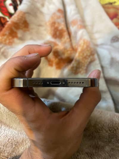 *12 PRO MAX FACTORY UNLOCK 256GB WITH BOX*