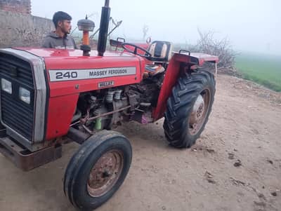 Tractor urgent sale