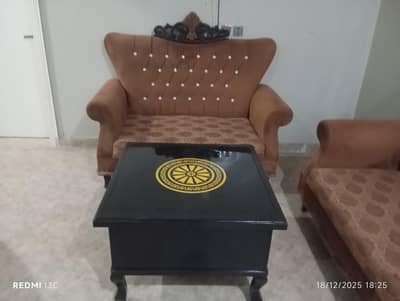 sofa set 07 seater with 01 table.