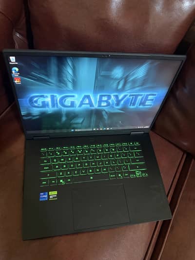 Gigabyte Gaming A16 13Gen RTX 5060 8GB Memory