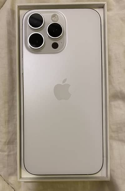 iPhone 16 Pro Max White Titanium 256 GB