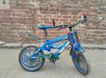 kids cycle for sale very good condition 10/10