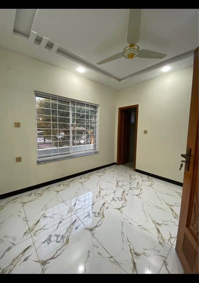 4 Marla Full House For Rent With All Basic Necessities