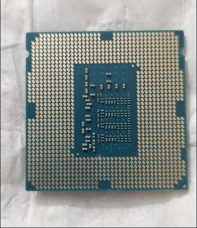 I5 4th  gen 3.30Ghz base clock speed.