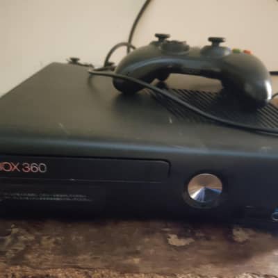 xbox 360 with controller