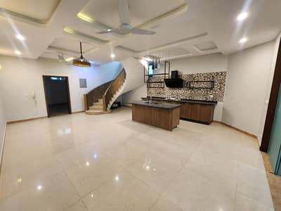 NEW HOUSE FOR RENT IN F-7