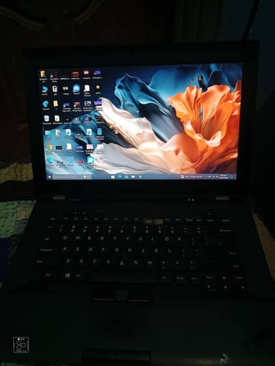 Thinkpad L430 laptop for sale ( 8gbram)