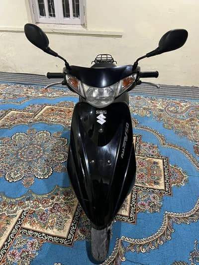 Suzuki scooty