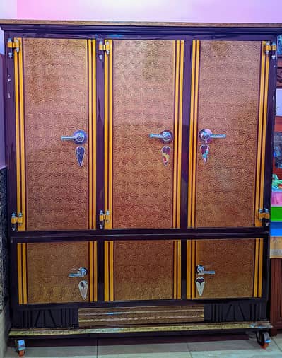 3 Door Iron Almari for Sale - Heavy Iron Almari - wardrobe (Almaari)