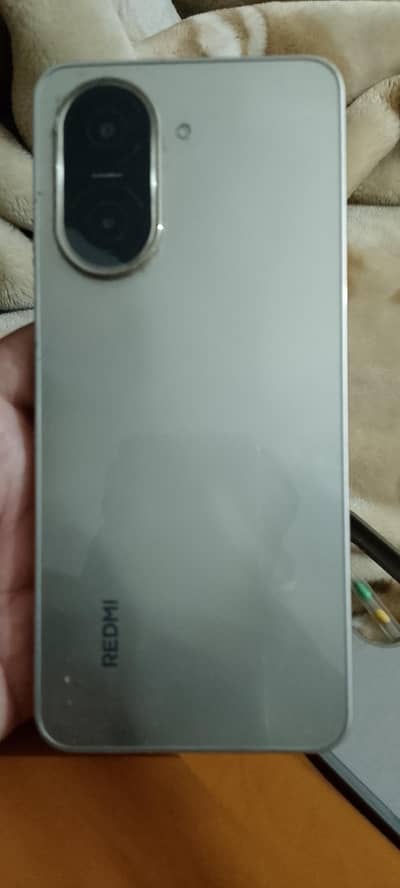 realme A5