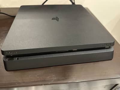 PS4 Jailbroken Console – 19 Games Installed + 2 Controllers