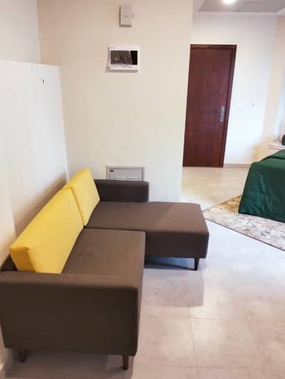 Furnished 540sq ft 1BHK Luxury Flat Available on Rent In Paragon Tower Bahria Town Karachi