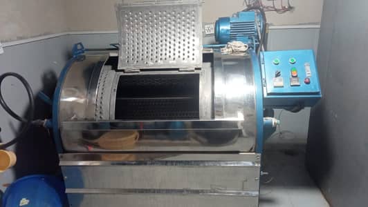 Laundry Machines. Washing Machine. Dryer. Hydro. Spinner