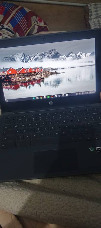 HP Chromebook 11 G8 – Excellent Condition – Only 9000 PKR