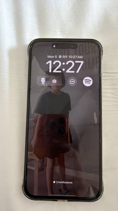 I phone 15 pro max . 256gb. titanium . mint condition non pta