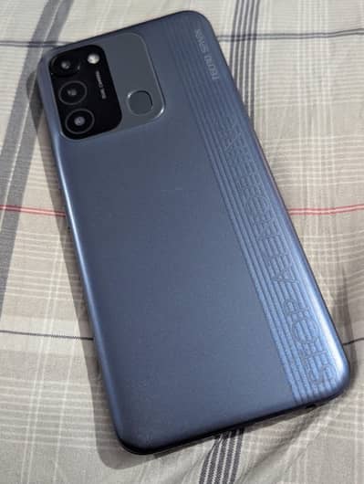 Tecno Spark 8c