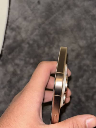 Iphone 16 pro 256gb FU clean phone