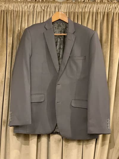 Men’s Grey Formal Blazer – Excellent Condition