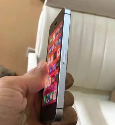 iPhone 5s PTA Approved 64GB Jo Colour Chahye Mill Jaega ‎ ‎