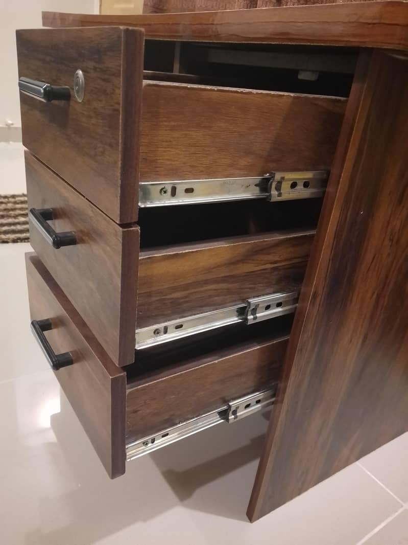 Study Tablel Office table 7